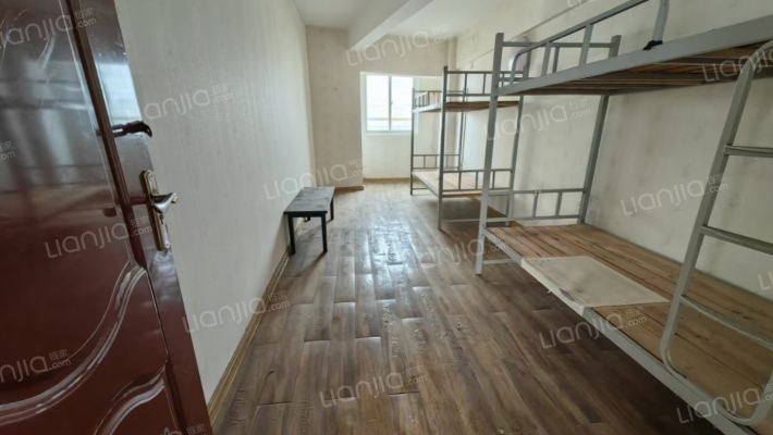 范阳路沿线  集中供暖 跃层 有大露台 视野好-卧室B