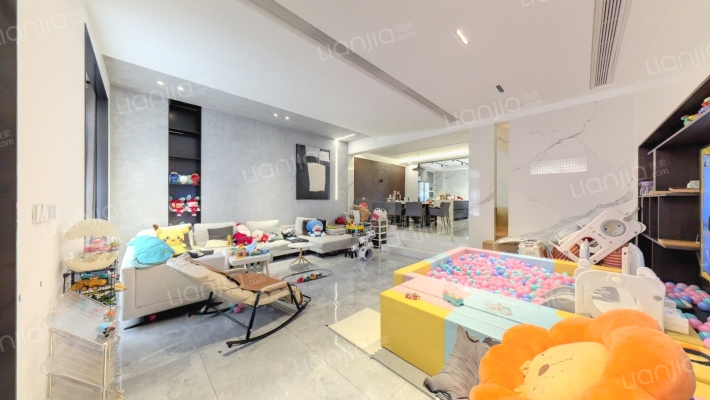 杨江一品臻园二手房实景图