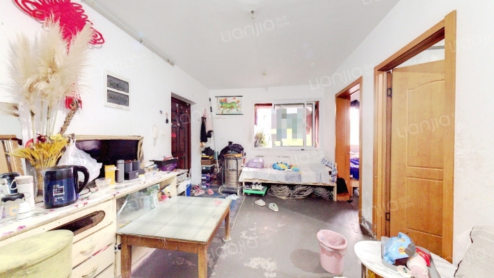 燕江新城山林苑二手房实景图