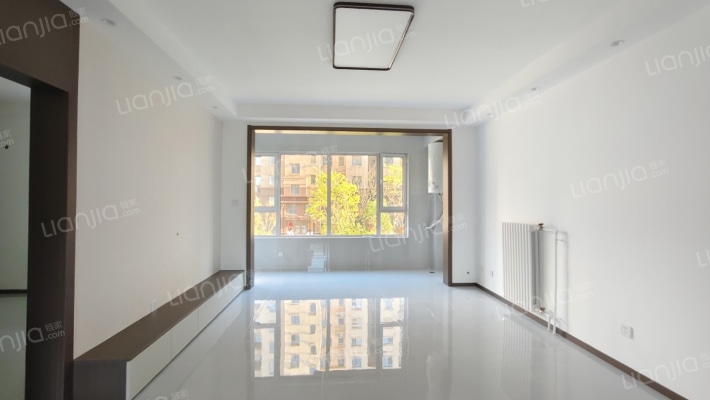 长运·玺悦府二手房实景图