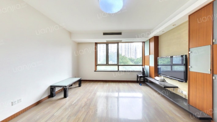 虹桥河滨花园二手房实景图