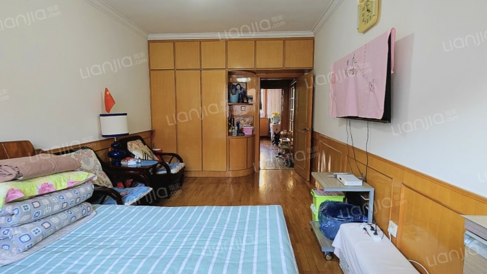 范阳路 政法街 二跃三 南北通透大三居出售-卧室C