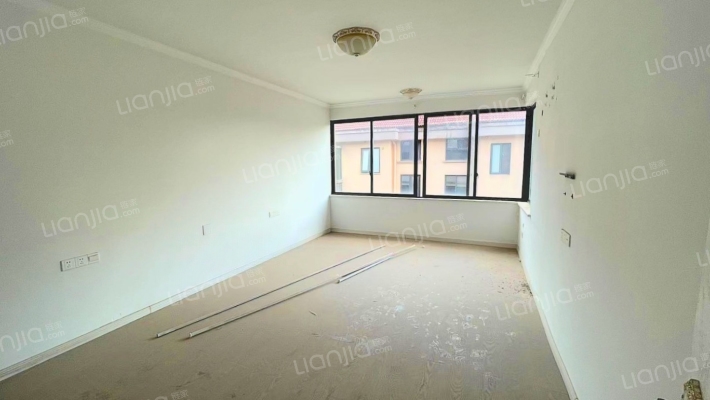 西虹花苑二手房实景图