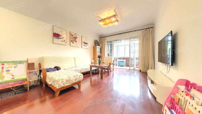 伊顿花园二手房实景图