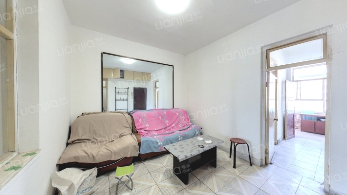 新民东街27号院二手房实景图