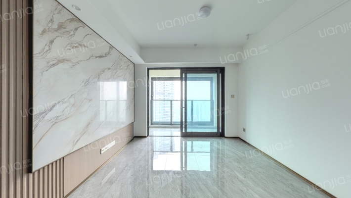 长嘉汇朗峯南区二手房实景图