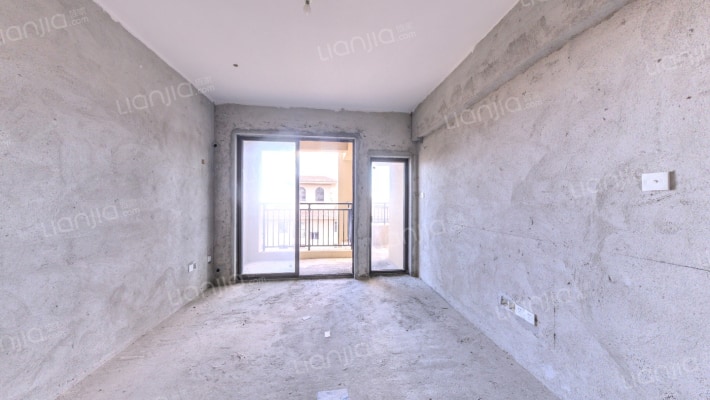 华策岭峰国际二手房实景图