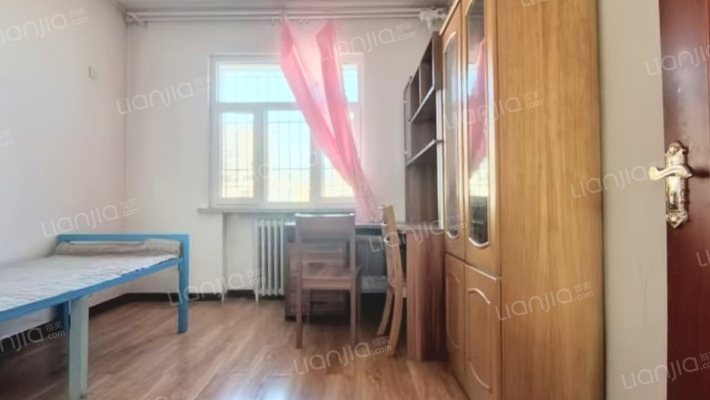 南北通透板楼 公摊小 证满税低-卧室C