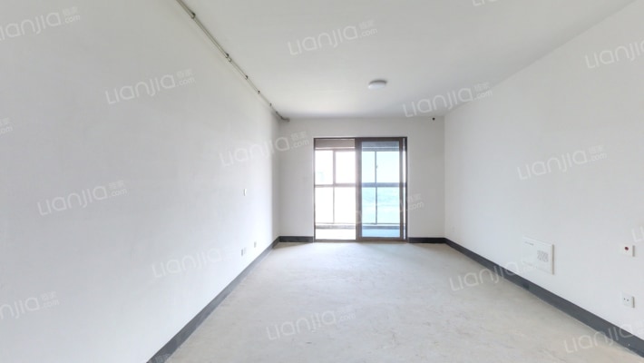 卓越玲珑湾二期二手房实景图