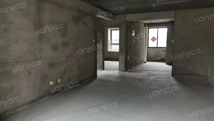 南京古柏游山路2号居住区二手房实景图