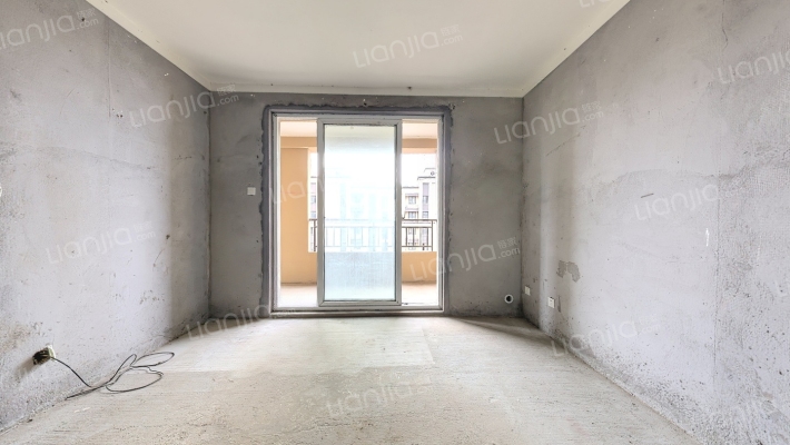 和平壹号三期二手房实景图