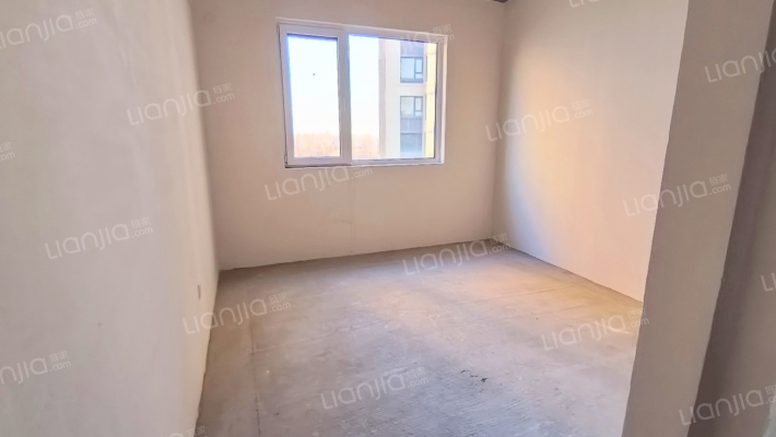 社区规模大 绿化高 居住舒适度高！华夏开发商百强企业-卧室C