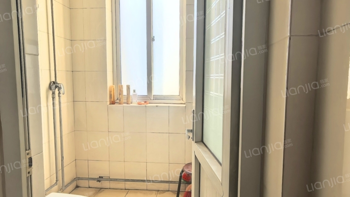 物探九号院 南北通透三居 三阳开泰户型-卫生间