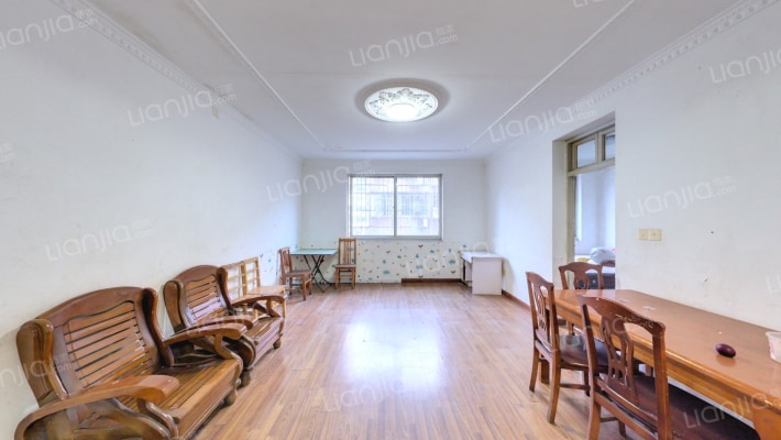 国贸花园东区二手房实景图