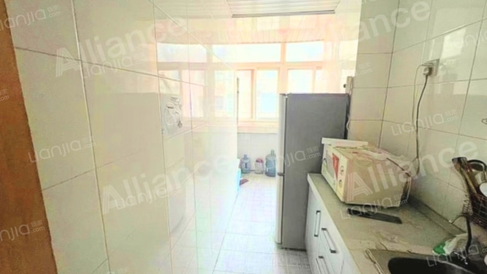 三处家属院 3室1厅 南 北-厨房