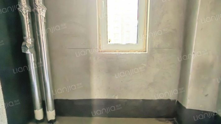 70年大产权，房证满二，次新房，通勤北京，交通方便。-卫生间A