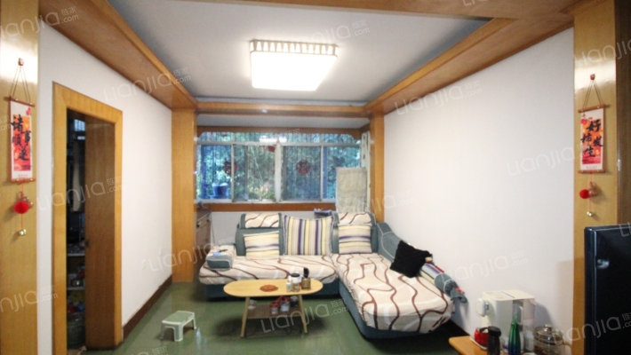 苏铁中路181号二手房实景图