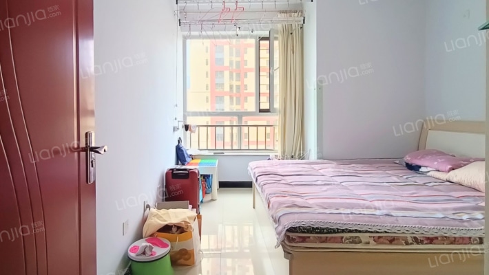 出售河北民族师范学院教师公寓中间层采光好-卧室B