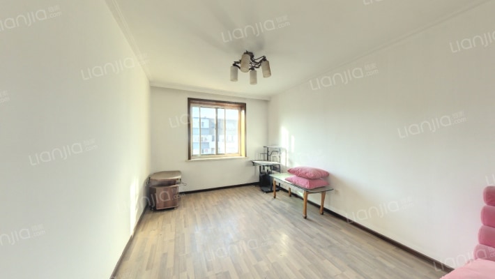 松泉花园二手房实景图