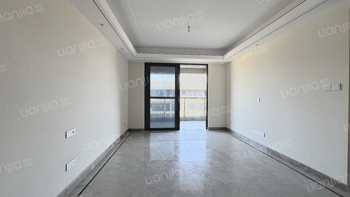 绿城蓝湾小镇·香樟苑二手房实景图