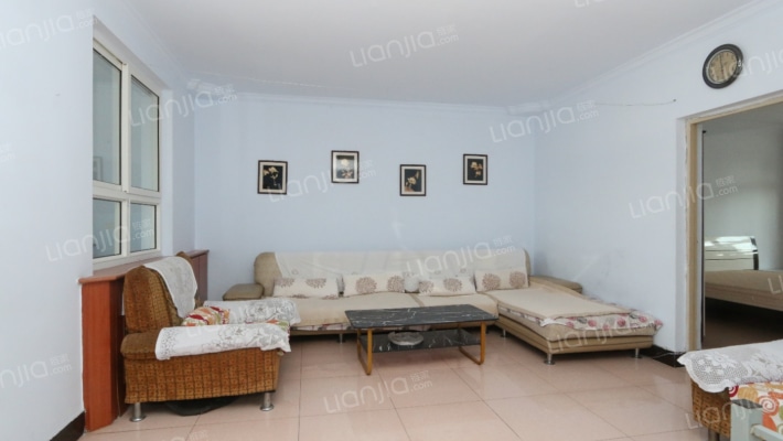 平安路16号院二手房实景图