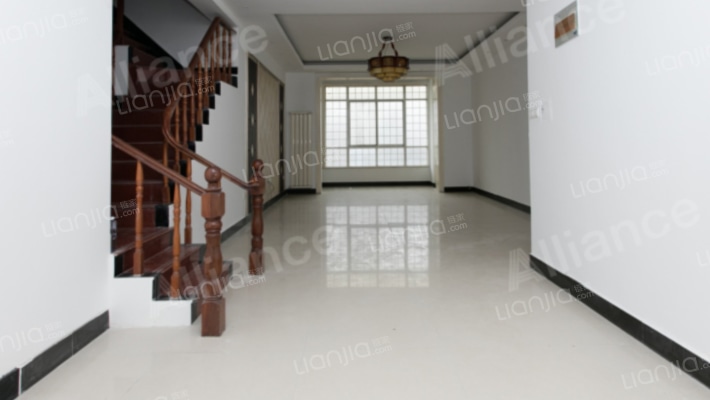 逸山花园二手房实景图