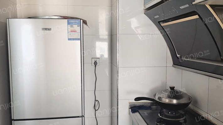 水岸花城，好房源，环境好，交通便利。-厨房