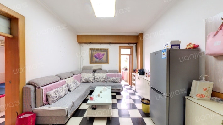 省高法宿舍二手房实景图