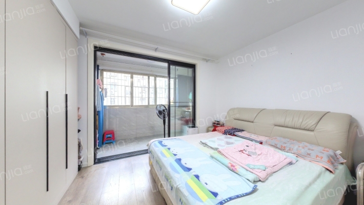 开园二手房实景图