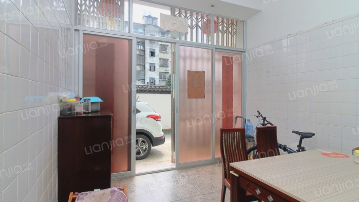 东苑路二手房实景图