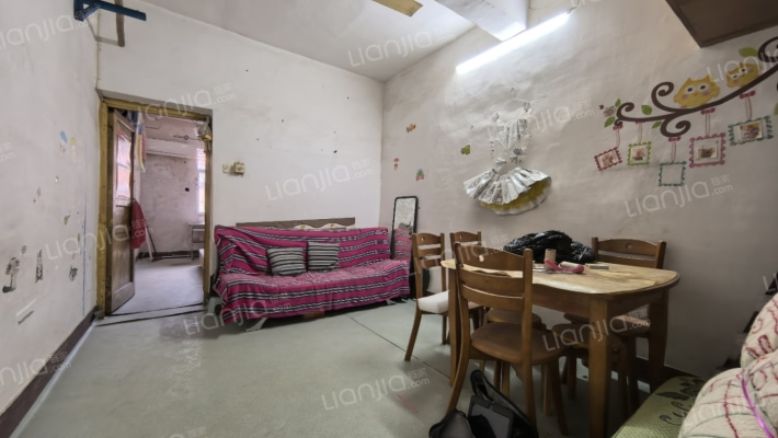 华安社区三区二手房实景图