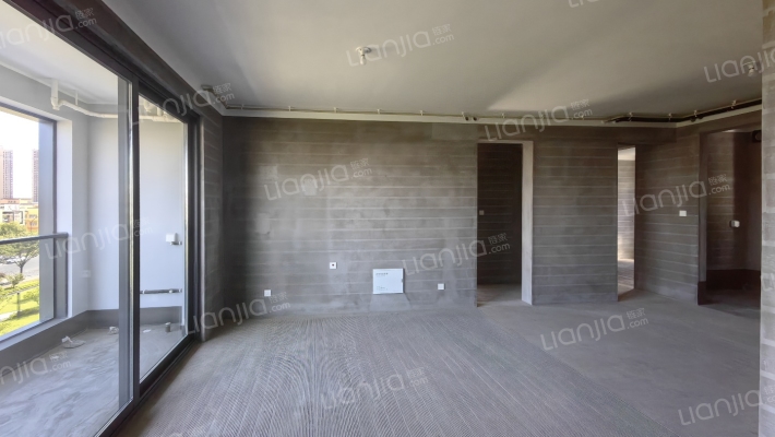 康业辰起越心府二手房实景图