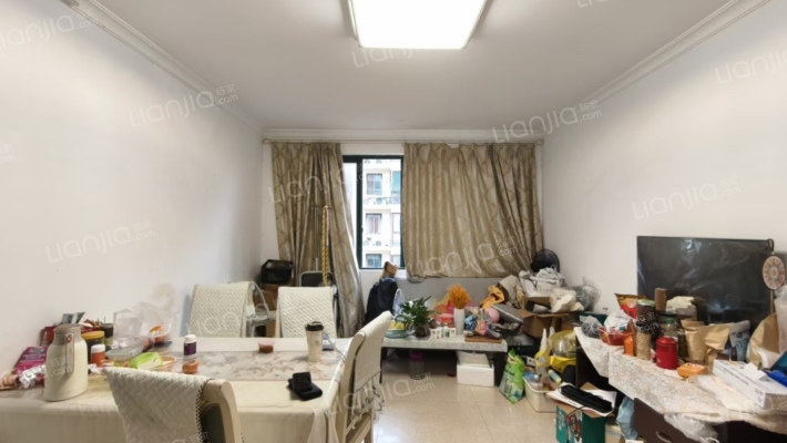 枫桦名邸二手房实景图