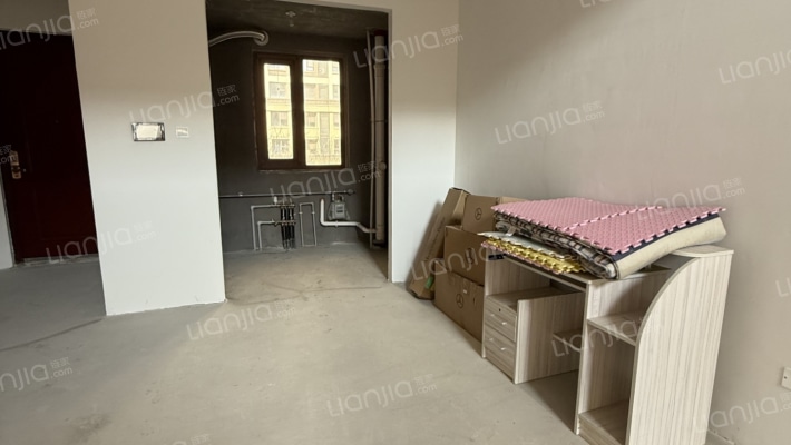 鸿坤理想尔湾 3室2厅 南 北-餐厅