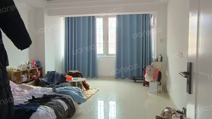 海房新村二手房实景图