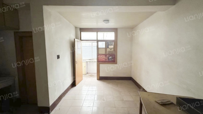 煤炭公司宿舍二手房实景图