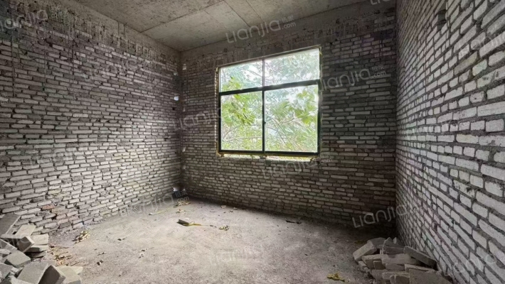 幸福路(麻城市)二手房实景图