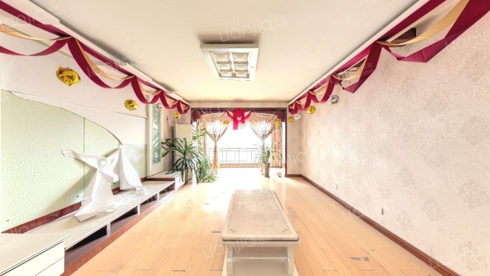 西津广场小区二手房实景图