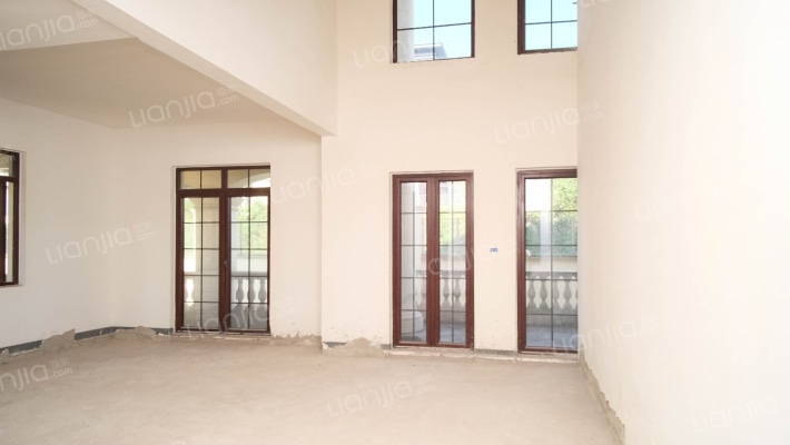 融创玫瑰园二手房实景图