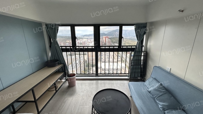 天骄年华二手房实景图