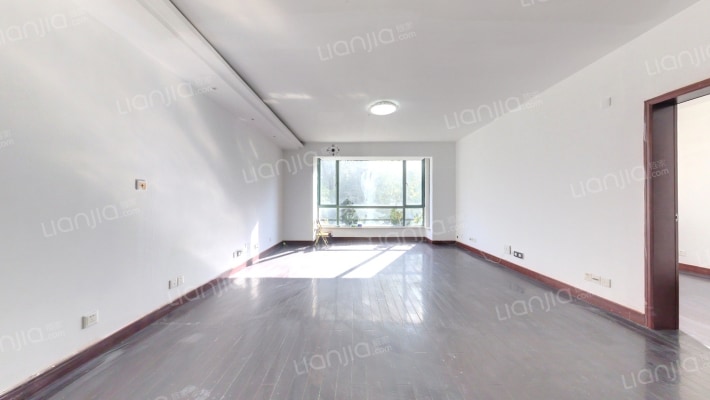 仕嘉名苑二手房实景图