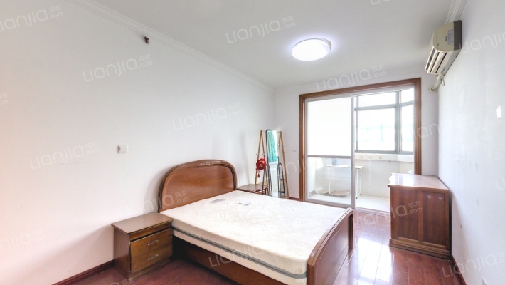 花苑村玉兰园二手房实景图