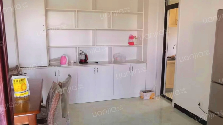 南北通透三居，精装，集中供暖，人车分流-厨房