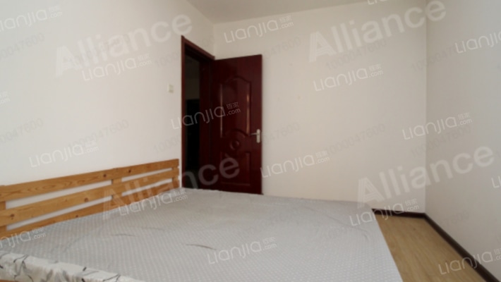 楼层好 视野宽阔 采光充足 ，交通便利-卧室