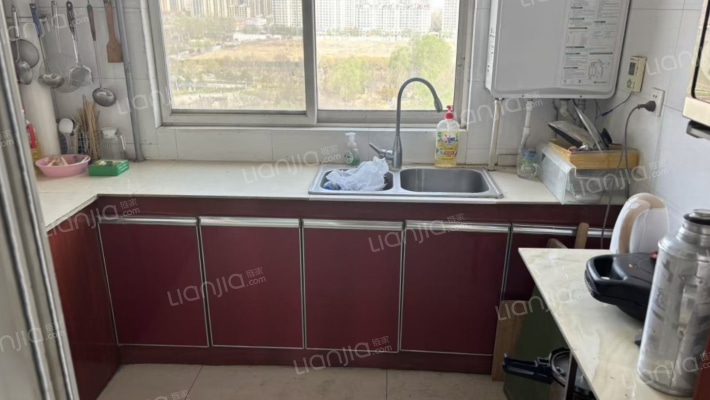 业主急售 出门既是德信公园 生活配套齐全 价格可议-厨房