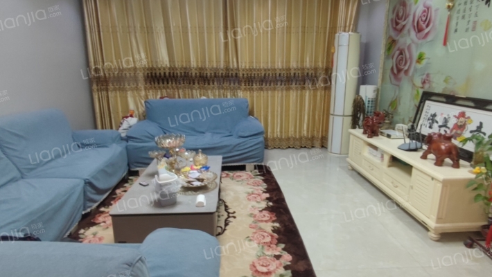 新城嘉苑B区二手房实景图