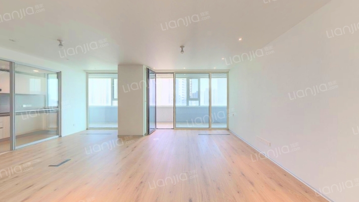 中鹰黑森林花园二手房实景图