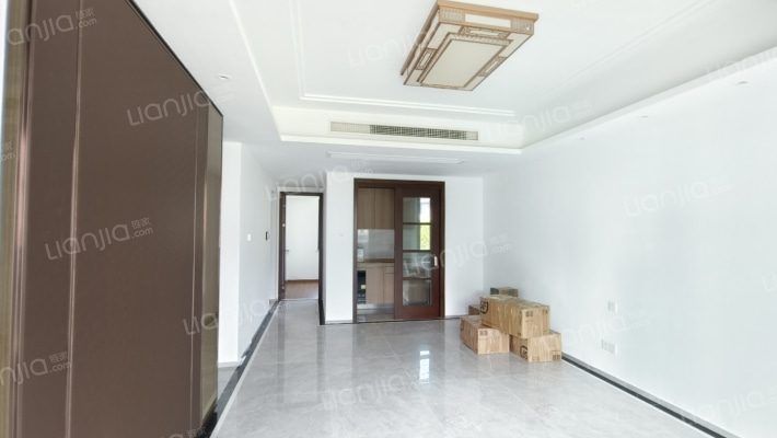 怡海湾二手房实景图