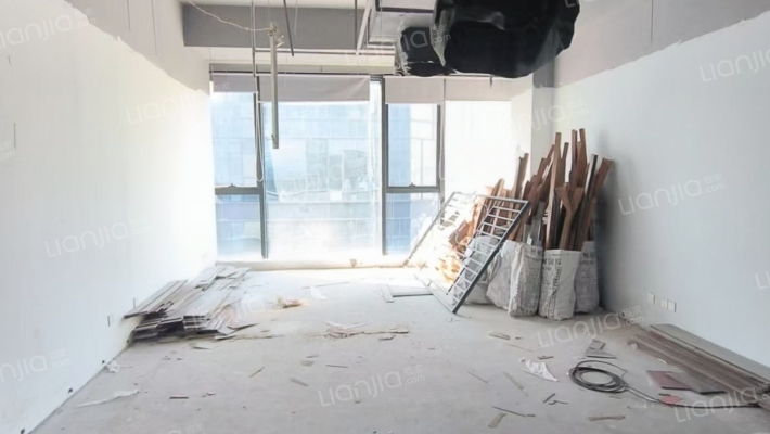 绿地瀛海写字楼二手房实景图