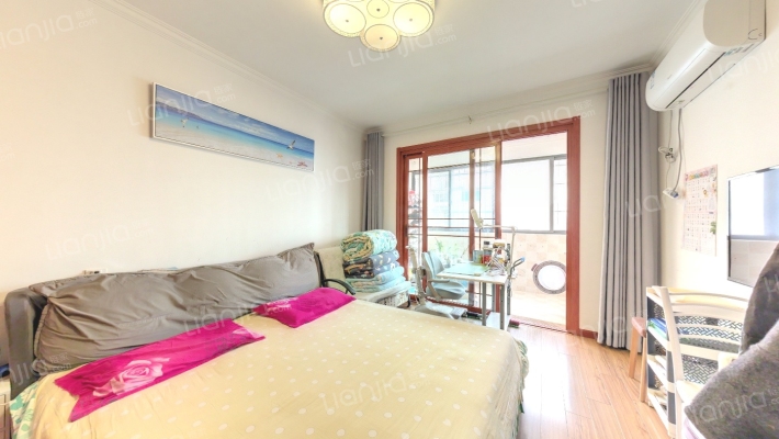 水西门大街153号二手房实景图